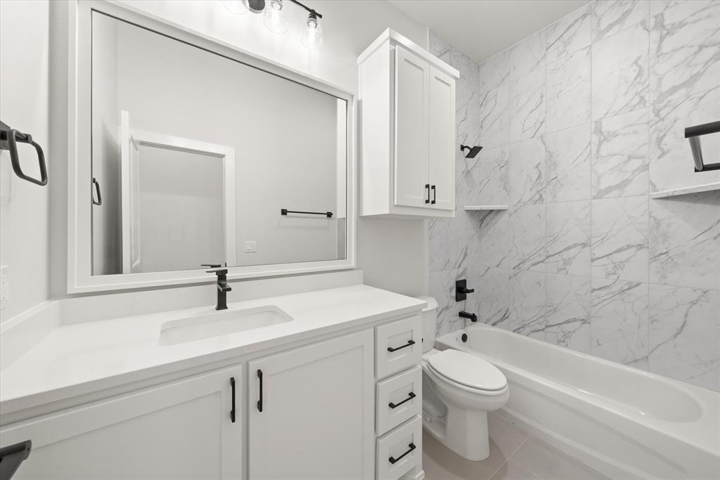 15604 Rockwell Park Lane Property Photo 35