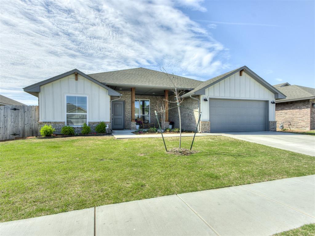 8512 Nw 77th Street Property Photo