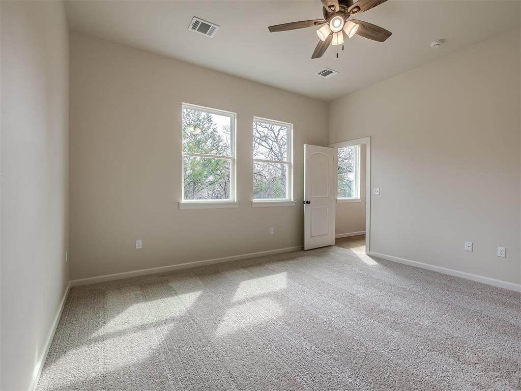 8104 Goldfinch Drive Property Photo 26