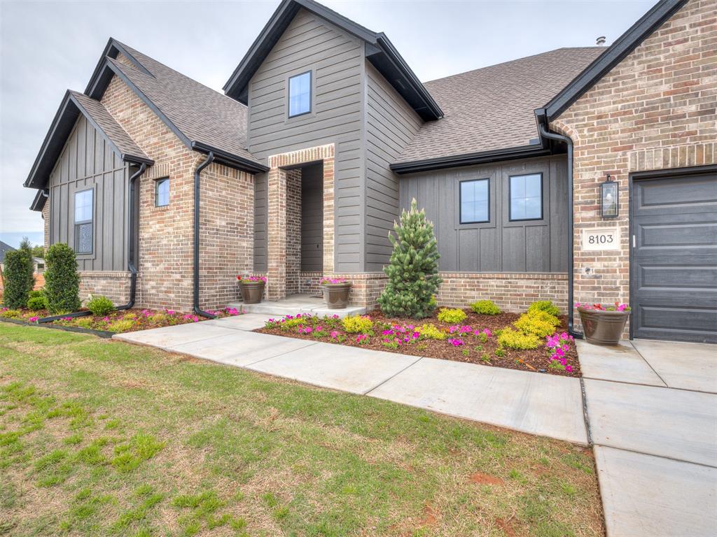 8103 Goldfinch Drive Property Photo 3