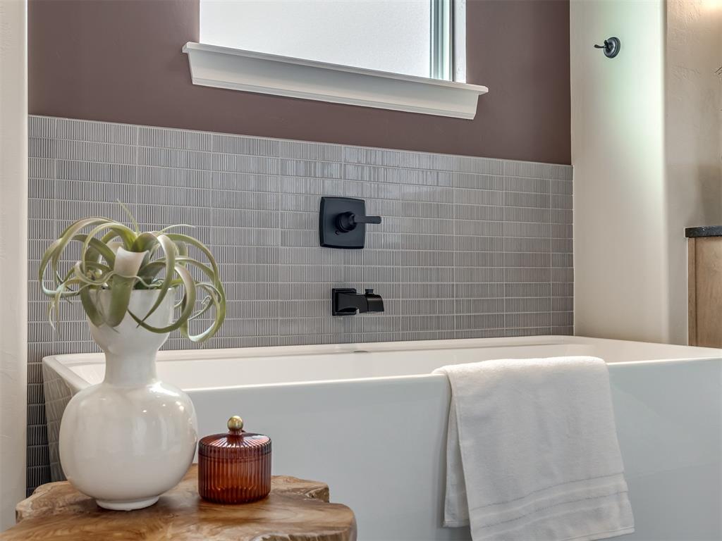 8103 Goldfinch Drive Property Photo 20