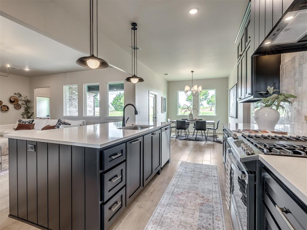 8103 Goldfinch Drive Property Photo 31