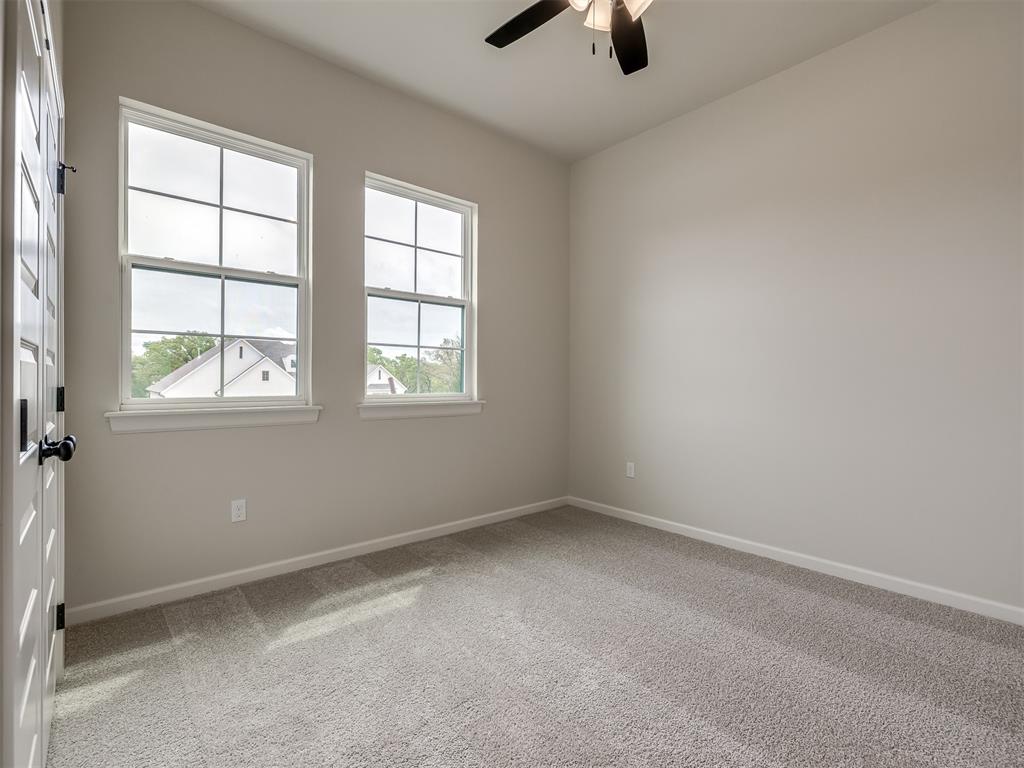8103 Goldfinch Drive Property Photo 36