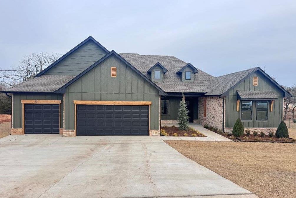 8110 Goldfinch Drive Property Photo 1