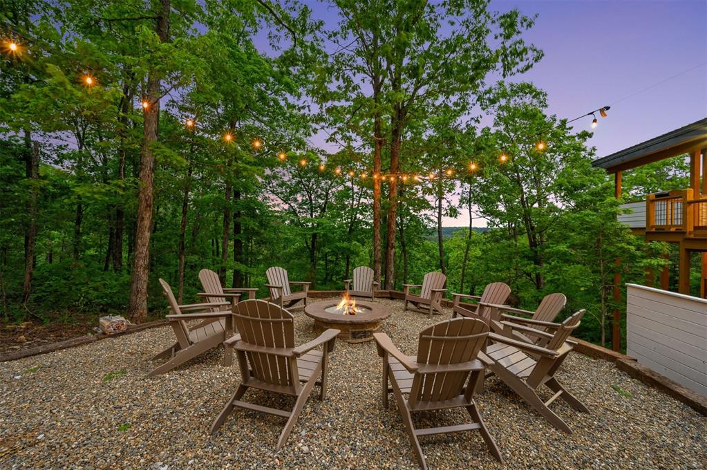 929 Carter Mountain Trail Property Photo 6