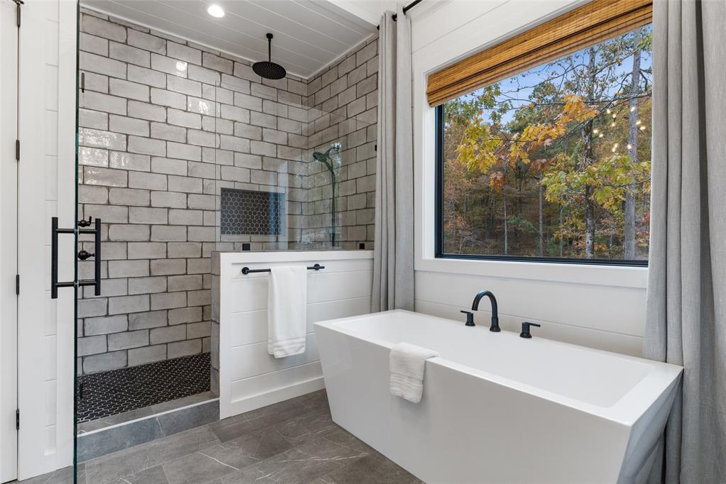 929 Carter Mountain Trail Property Photo 32