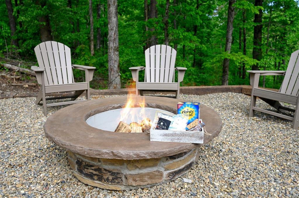 929 Carter Mountain Trail Property Photo 47