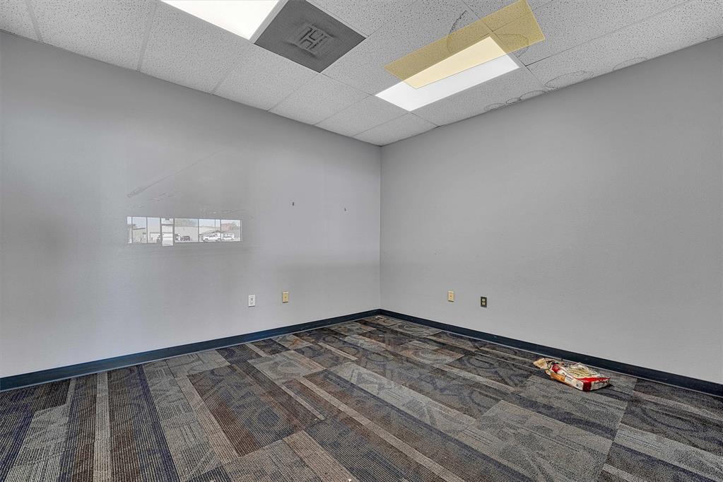 211 S 4th Street Property Photo 7