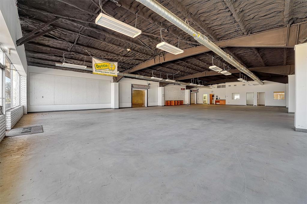 211 S 4th Street Property Photo 17
