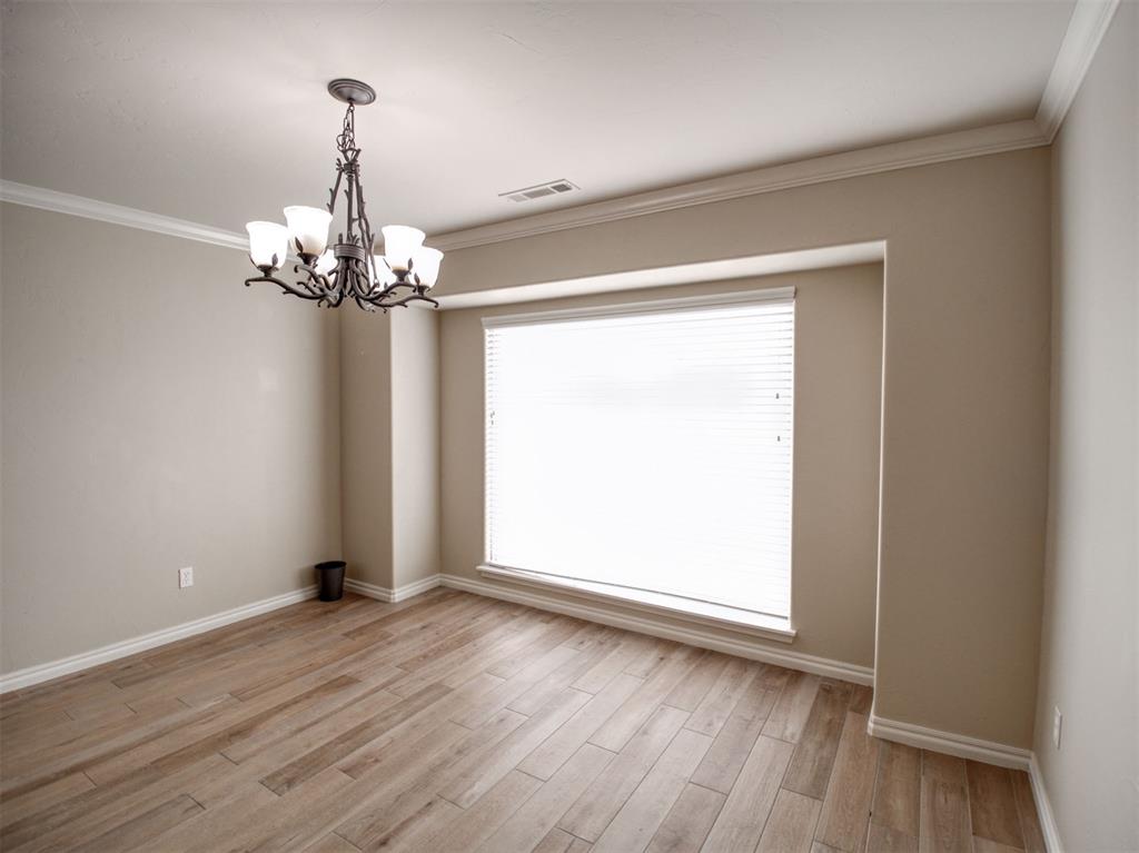 2509 Sutton Court Property Photo 9