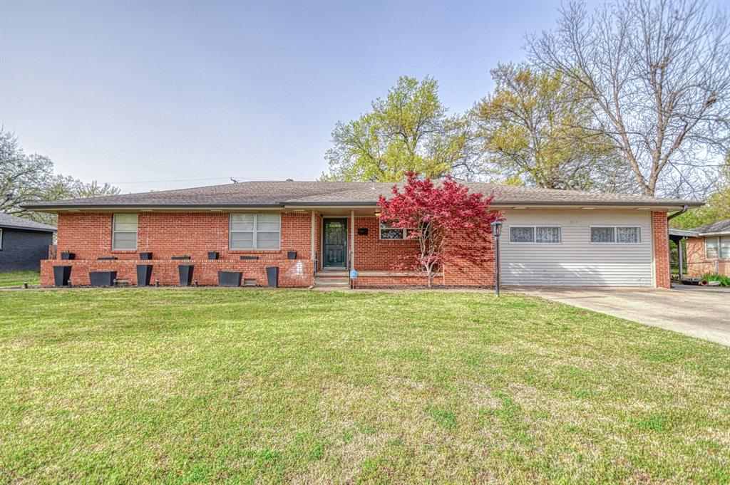 1614 Cruce Street Property Photo 1