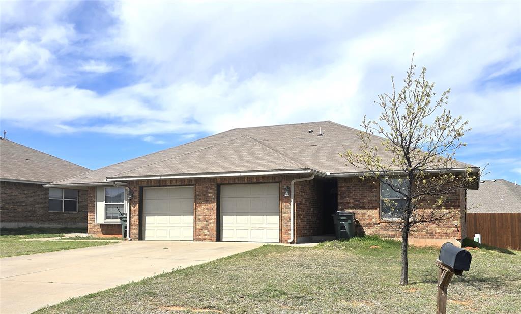 20 Lombardy Place Property Photo 1