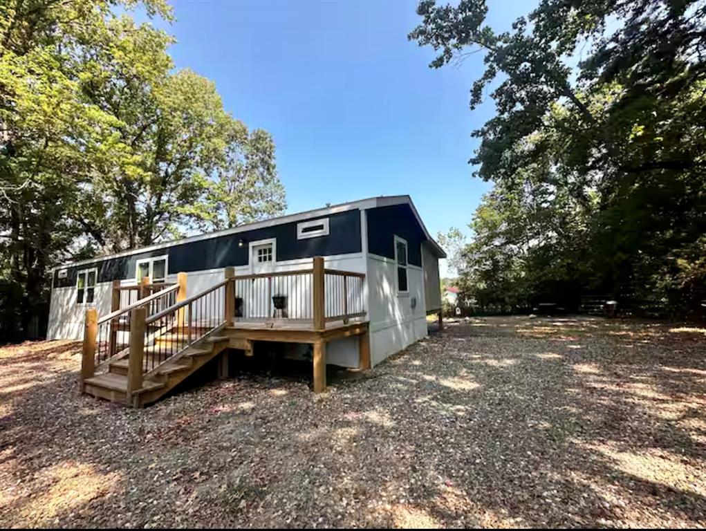 800 Sweet Home Road Property Photo
