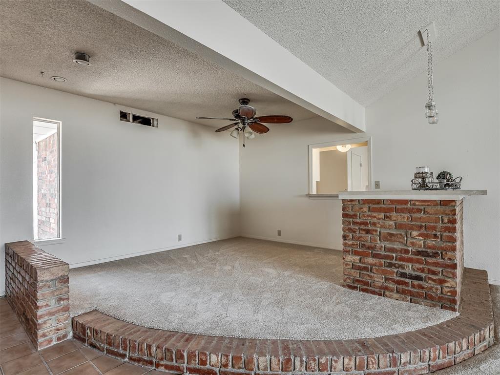 4814 W Country Club Court Property Photo 3