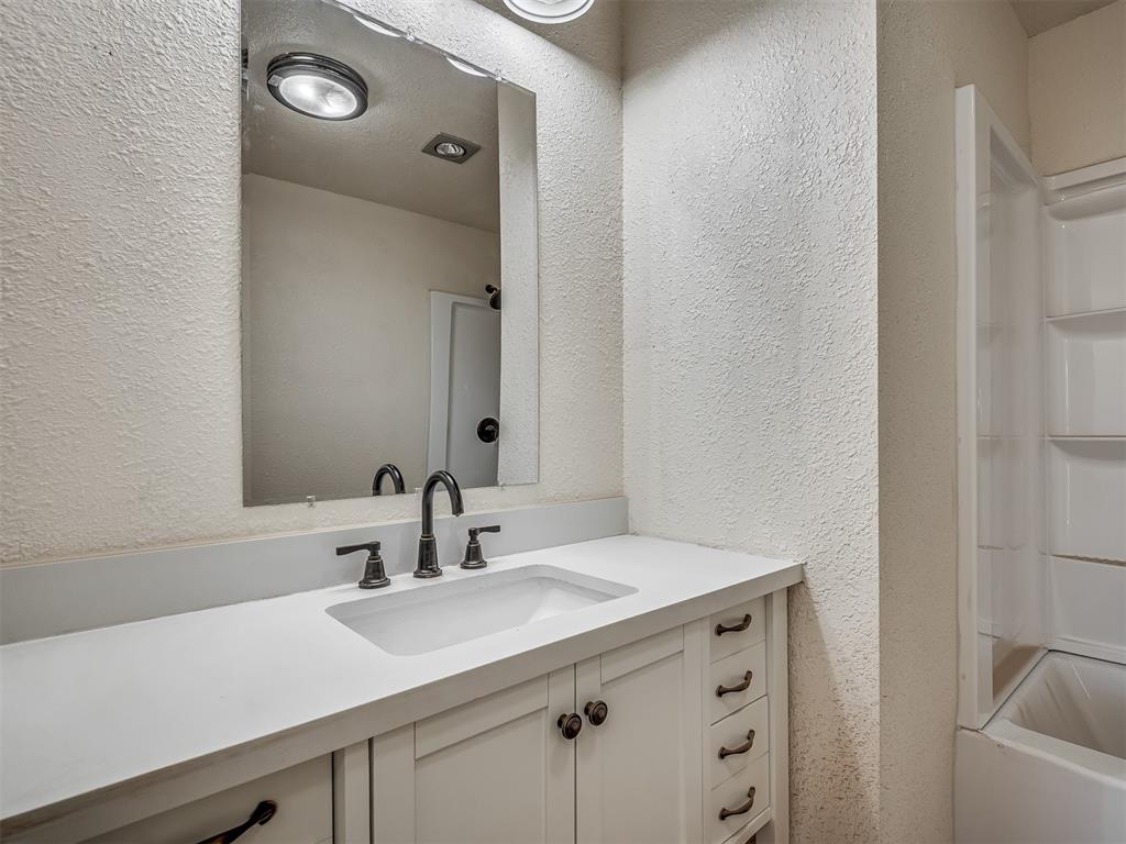 4814 W Country Club Court Property Photo 18