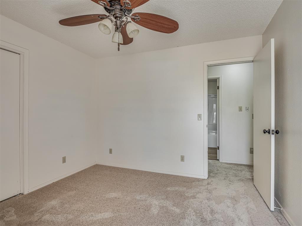 4814 W Country Club Court Property Photo 20