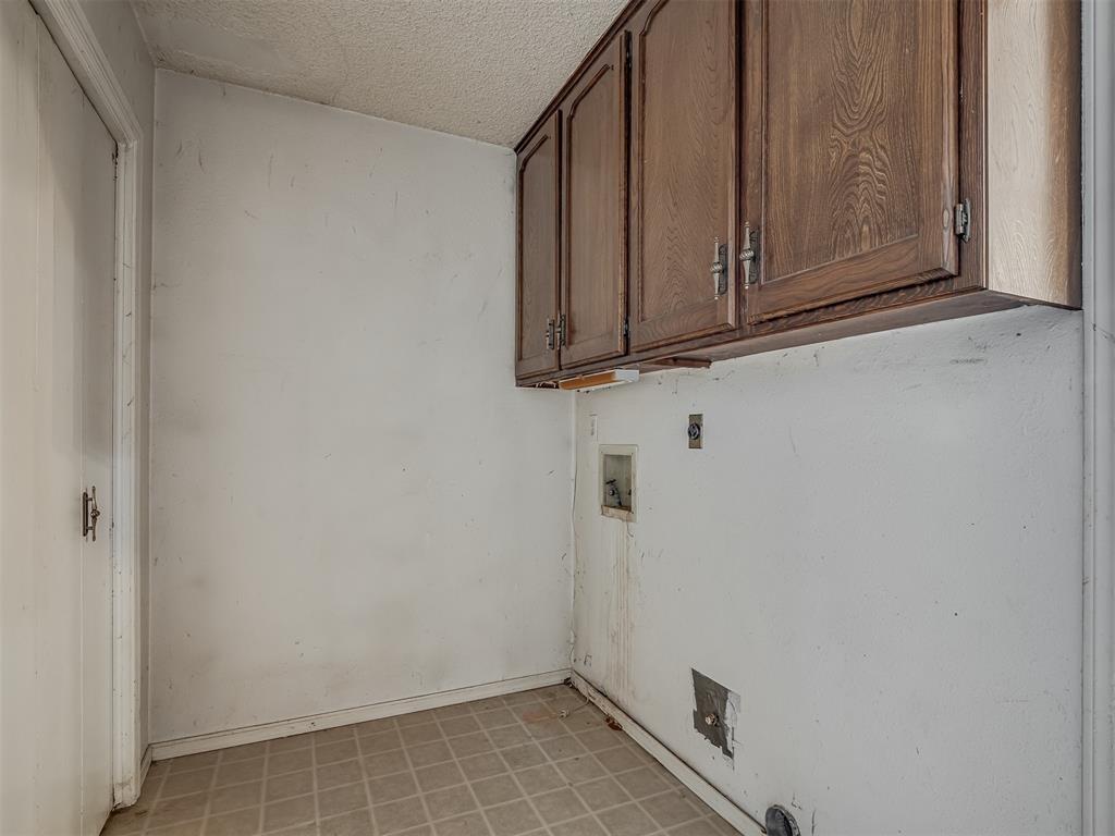 4814 W Country Club Court Property Photo 21