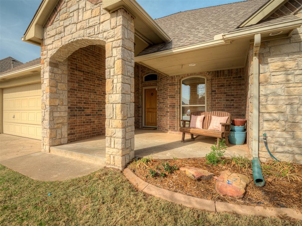 904 Majestic Street Property Photo 1