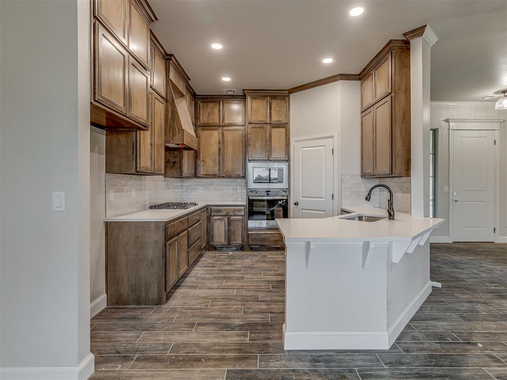 10201 Baldwind Lane Property Photo 8