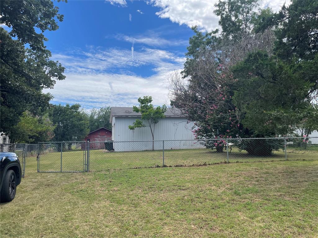 712 W Jefferson Street Property Photo
