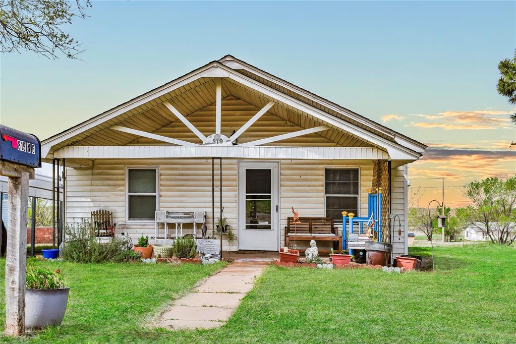 819 N 6th Street Property Photo