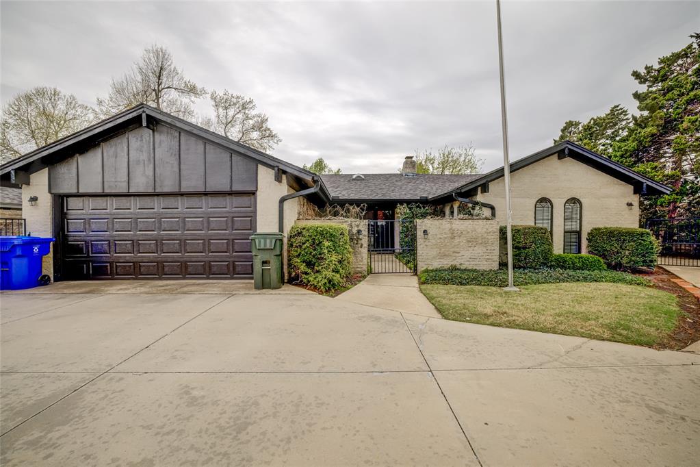 2328 Parkland Way Property Photo