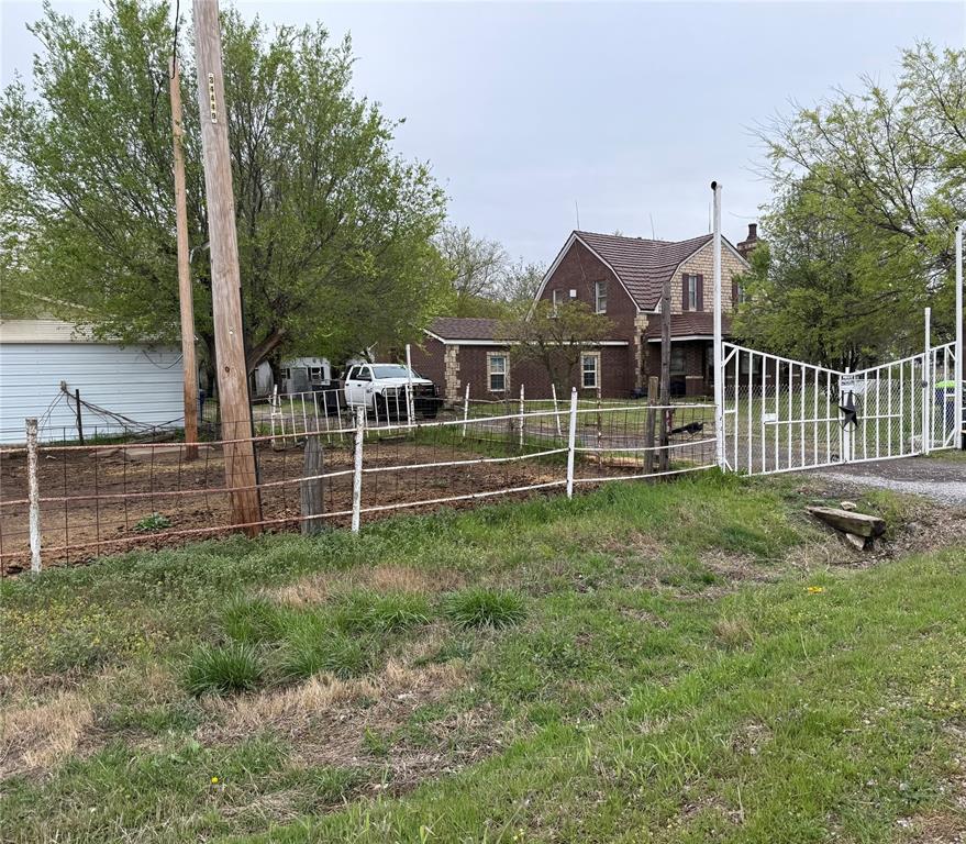 4115 S Manning Road Property Photo 9