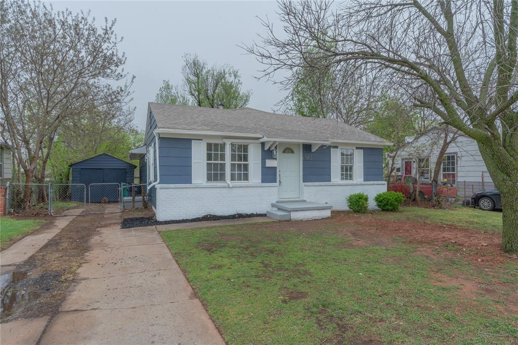 5812 S Francis Avenue Property Photo 3