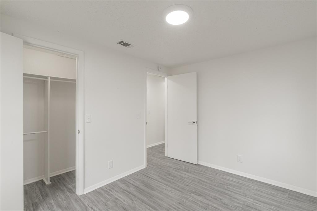 5812 S Francis Avenue Property Photo 15