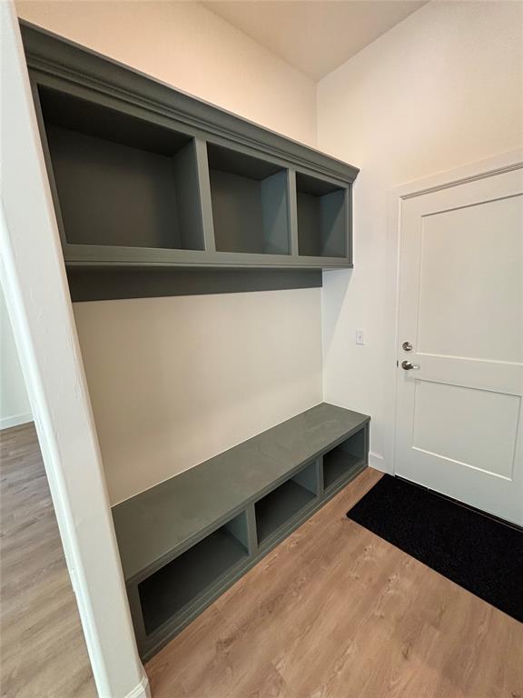 12045 Cyrus Boulevard Property Photo 6