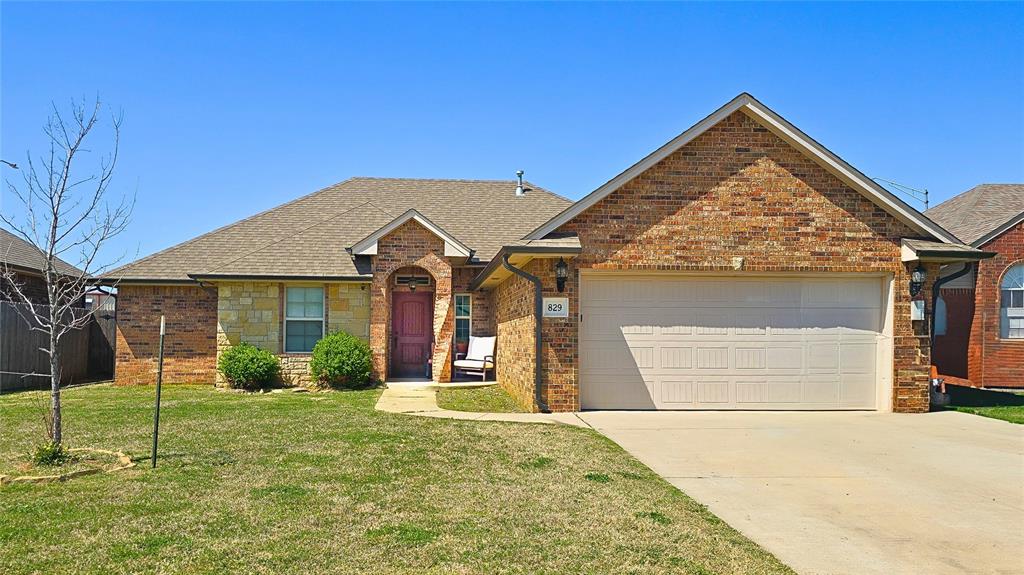 829 Glenwood Drive Property Photo