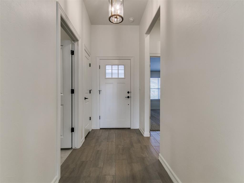 12104 Birch Street Property Photo 6