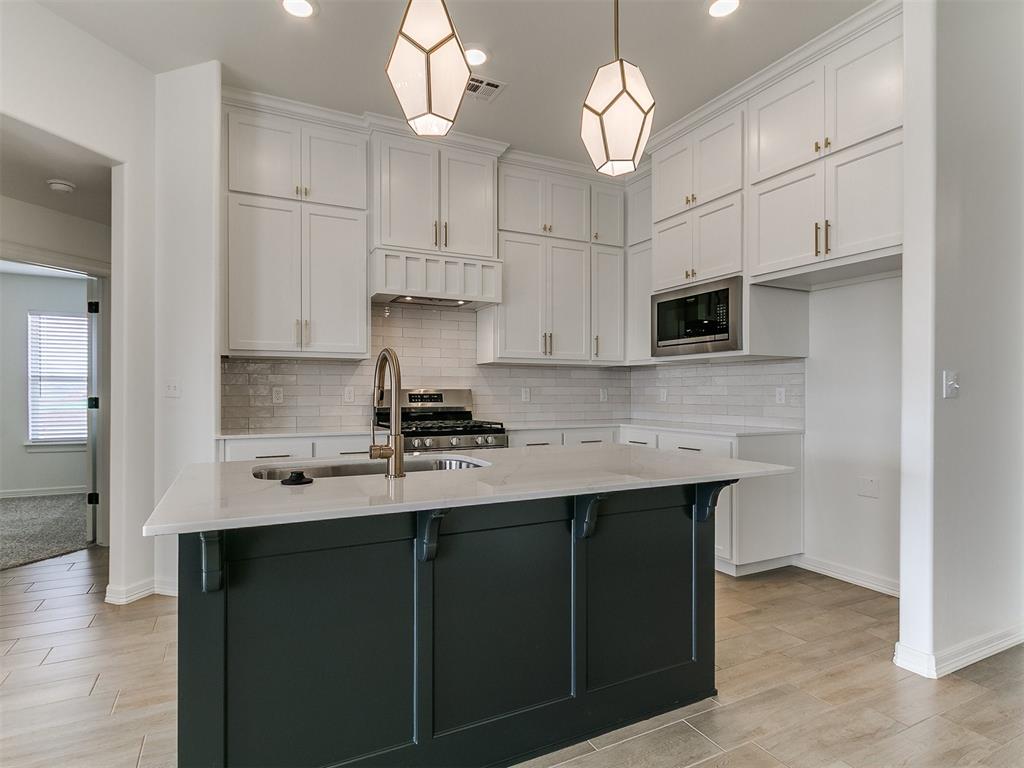 12104 Birch Street Property Photo 11