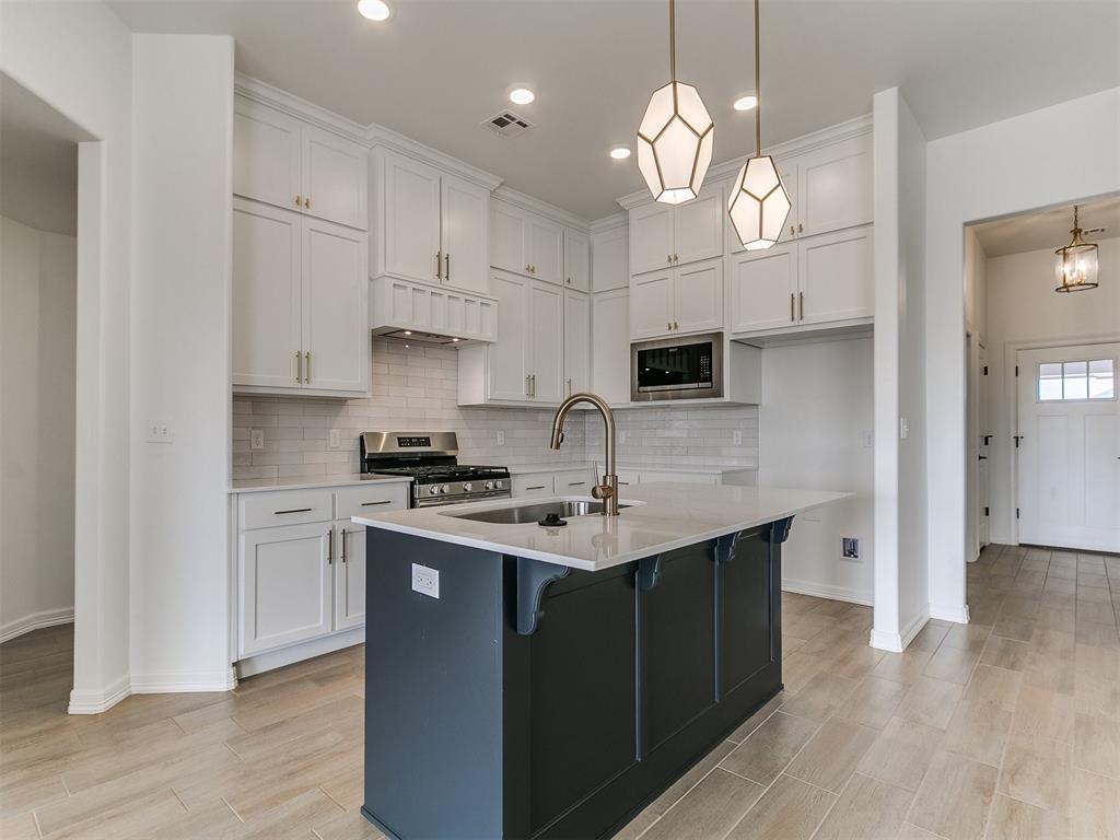 12104 Birch Street Property Photo 12
