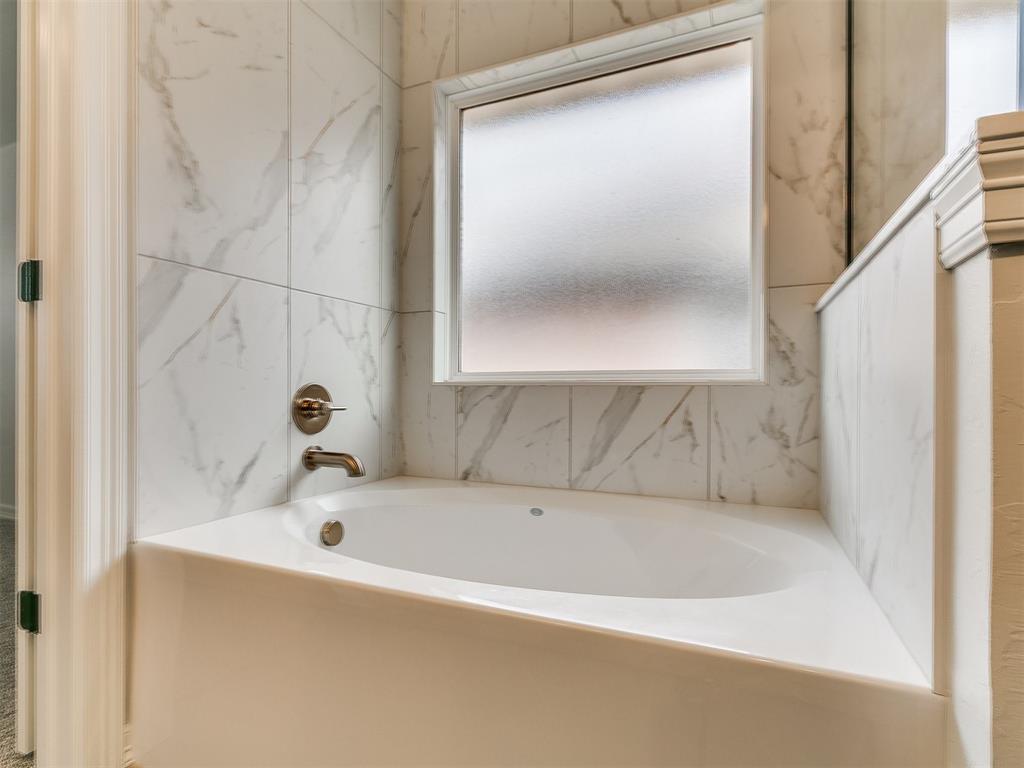 12104 Birch Street Property Photo 25