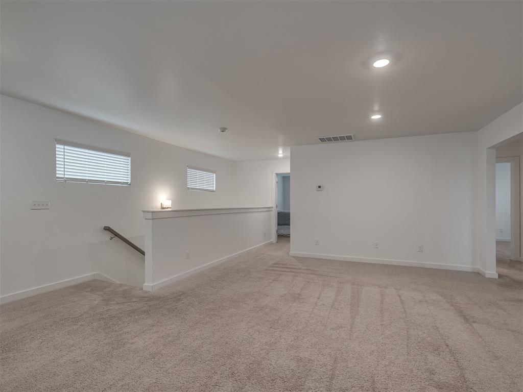 2000 Sara Vista Drive Property Photo 17