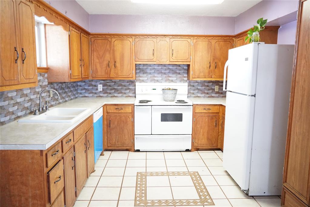 2204 S 23rd Street Property Photo 10