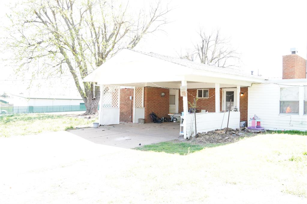 2204 S 23rd Street Property Photo 23