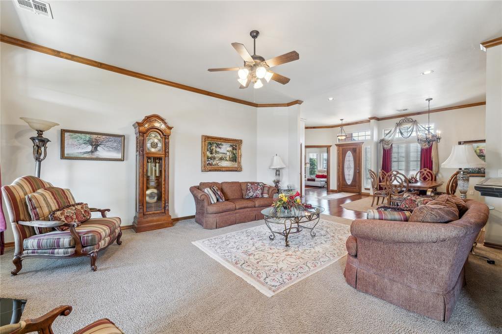 11717 Bellhurst Avenue Property Photo 6