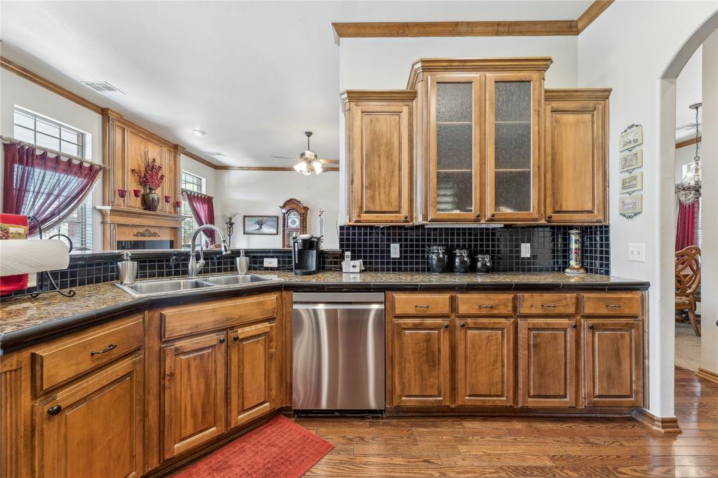 11717 Bellhurst Avenue Property Photo 8