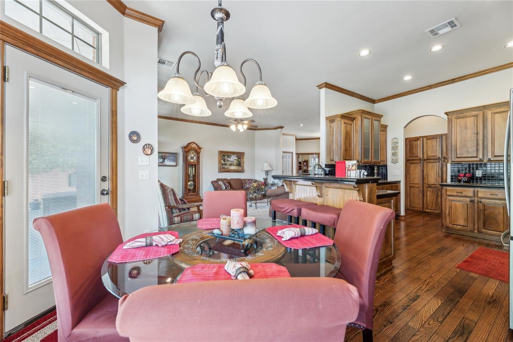 11717 Bellhurst Avenue Property Photo 12