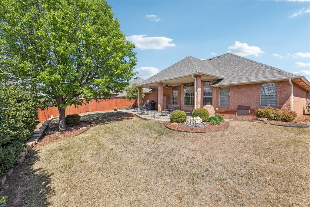 11717 Bellhurst Avenue Property Photo 29