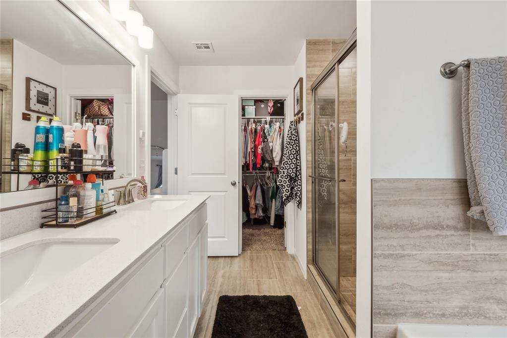 10492 Cattail Terrace Property Photo 15