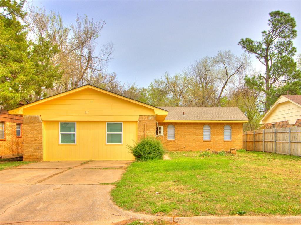 812 Royal Avenue Property Photo