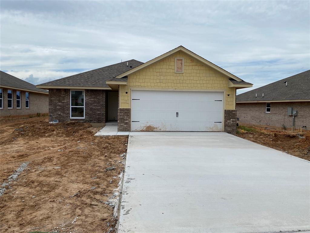 20667 Brush Creek Boulevard Property Photo 1