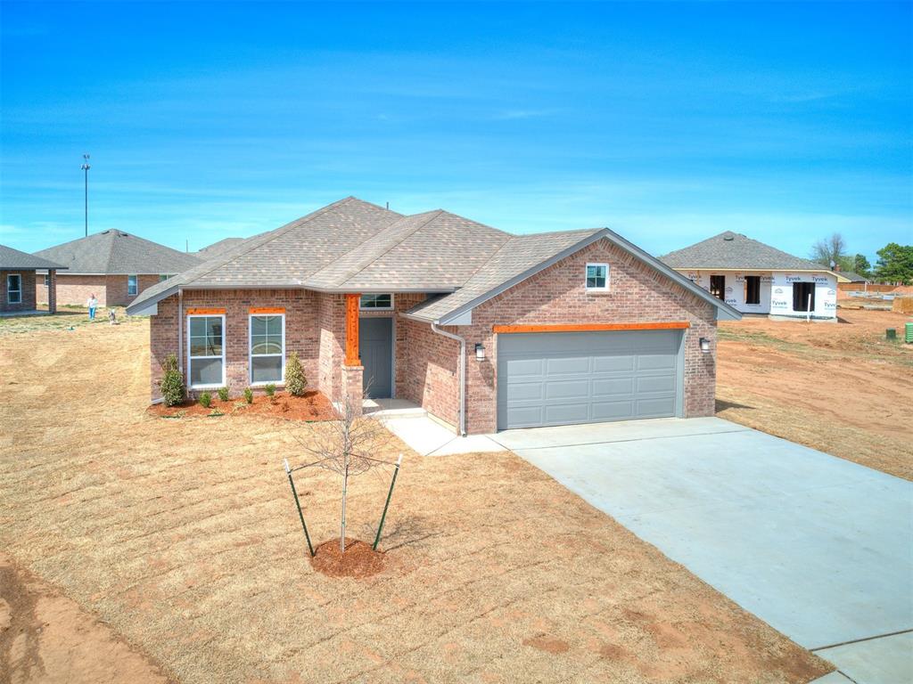 1679 Bloomington Court Property Photo 3