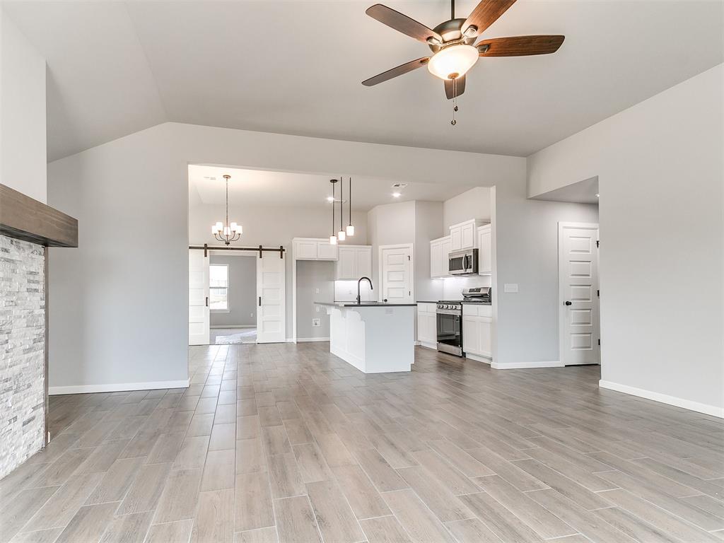 1679 Bloomington Court Property Photo 7