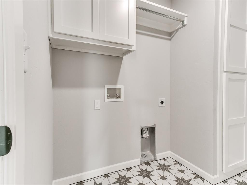 1679 Bloomington Court Property Photo 22