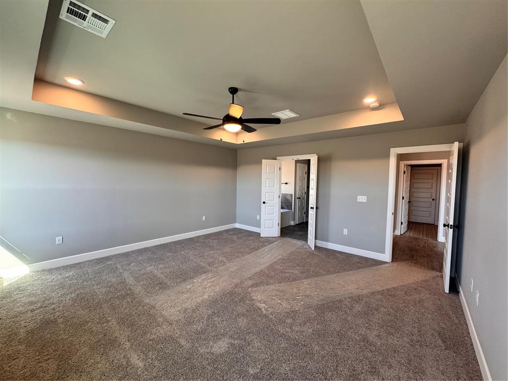 12608 Nw 138th Street Property Photo 9