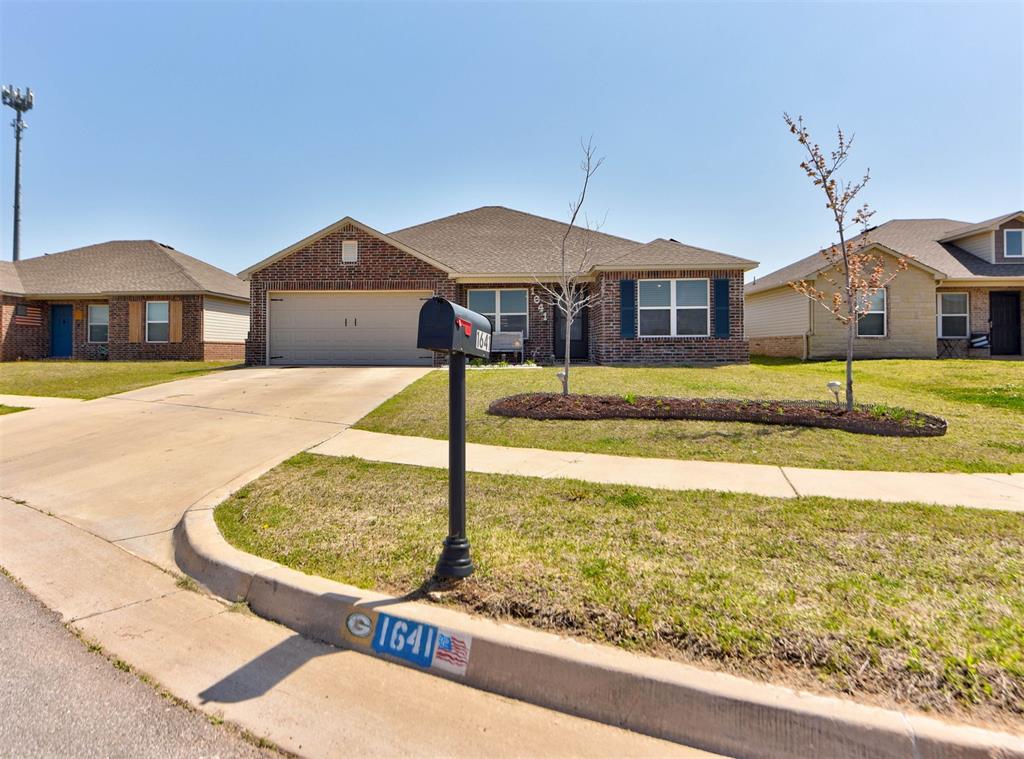 1641 Tumbleweed Way Property Photo 4
